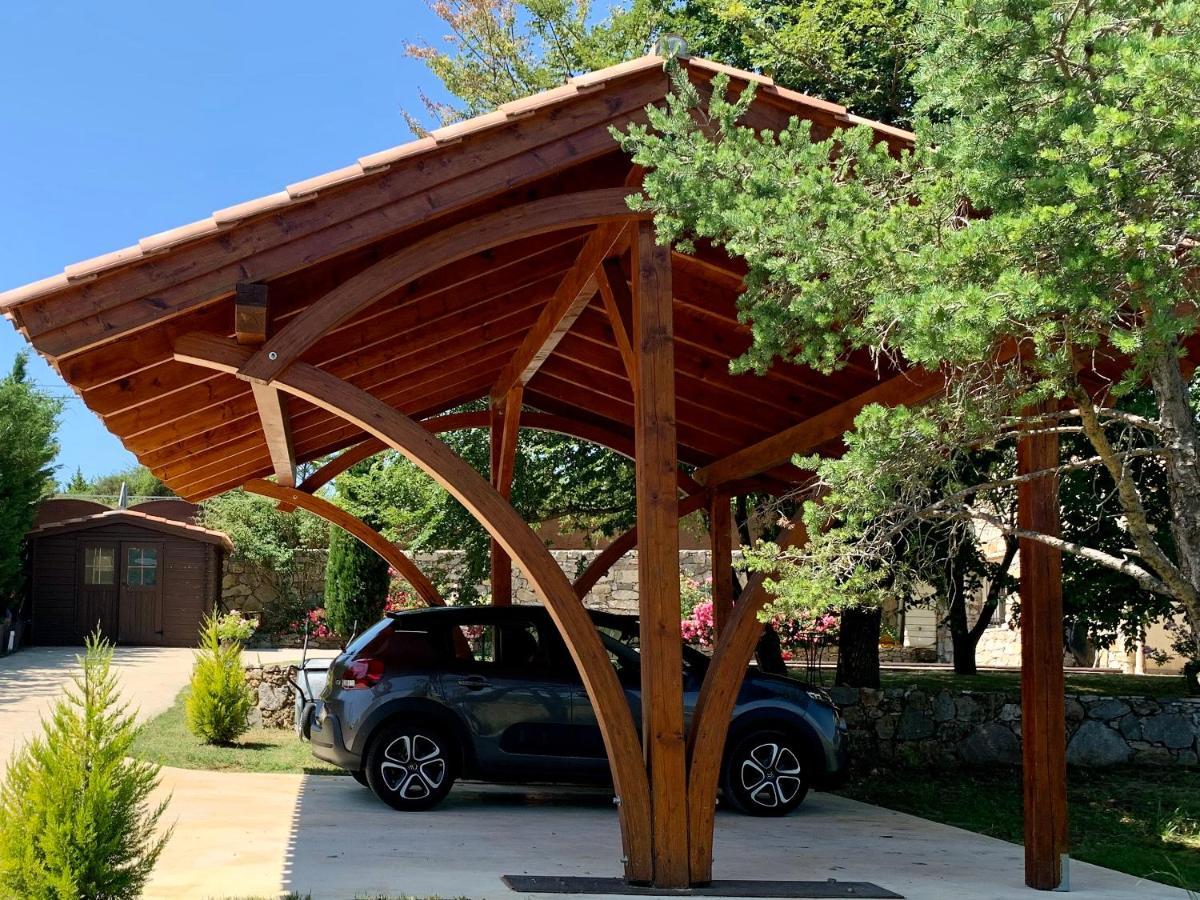 Le Hameau Des Vanades Ampus Exterior photo